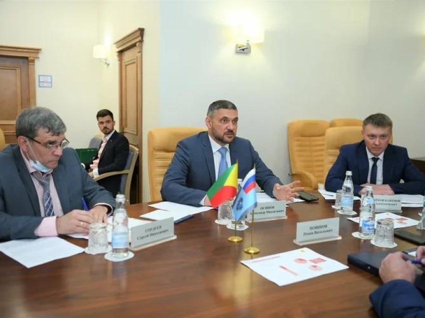 Делегация Забайкальского края во главе с Губернатором провела встречу с руководством Росавтодора